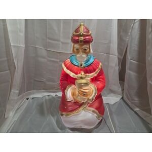 General Foam Plastics Lighted Nativity Blow Mold Kneeling Wiseman Magi King 24in